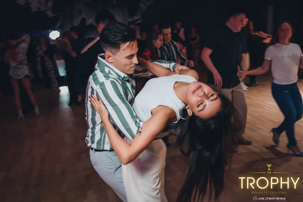 Танцевальная школа «РИТМ» - танцы для взрослых и детей в Москве, более 20 танцевальных направлений
